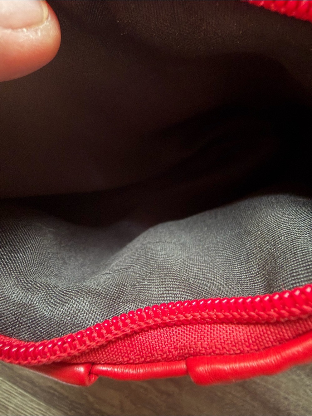 Red Ruched Top-Handle Shoulder Bag - Picture 4 of 4